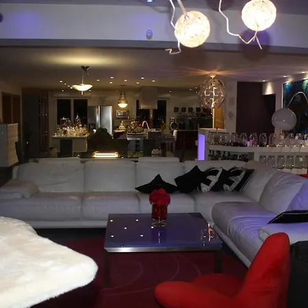 Villa Maison Contemporaine Bien Jacuzzi Hammam Et Art Immersif Dans Un Cadre Zen Proximité Mont Michel