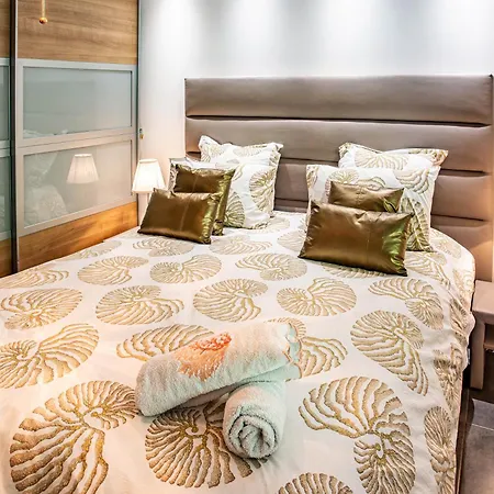 Maison Contemporaine Bien Jacuzzi Hammam Et Art Immersif Dans Un Cadre Zen Proximité Mont Michel Villa