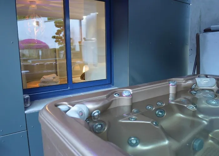 Maison 10 Pers - Jacuzzi Hammam - Mont St Michel 빌라 세인트제임스